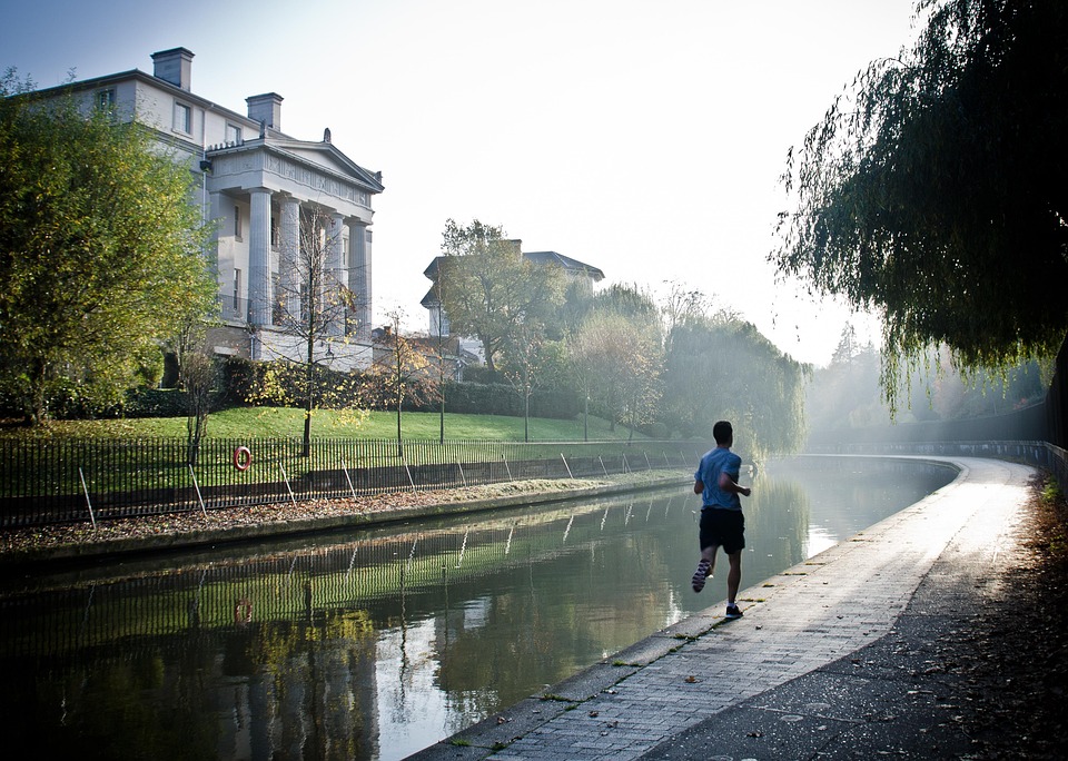 The Morning Miracle: How a Spiritual Routine Can Boost Your Energy and Joy