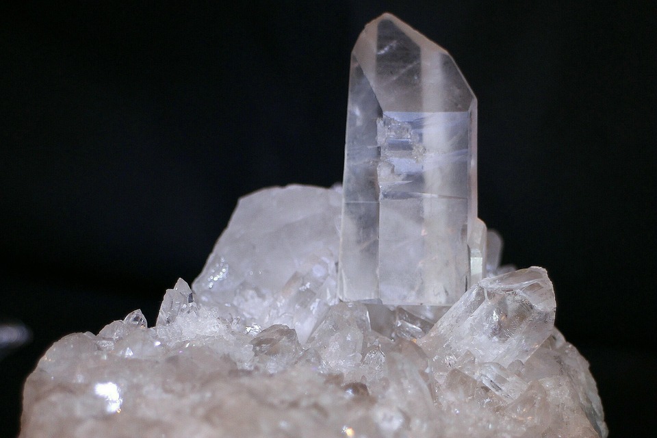 Crystal Wisdom: Unlocking the Ancient Secrets of Gemstone Healing