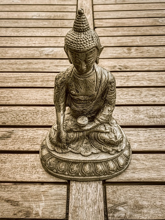 Root to Crown: A Journey Through the Chakras and How to Balance Them