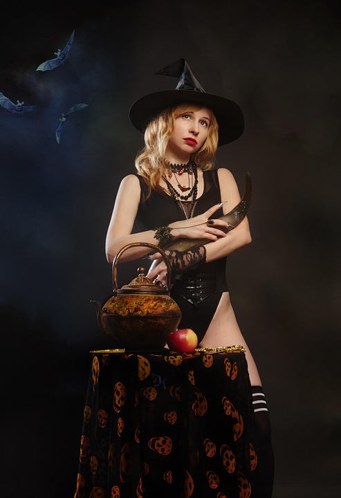 The Tarot Daily: Uncover the Mysteries of the Cards and Unlock Your Potential