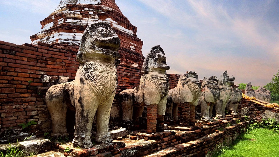 From Rags to Riches: How Leos Can Turn Their Fortunes Around