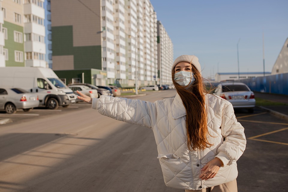Simplify, Focus, Thrive: The Benefits of Embracing Intentional Living in a Busy World