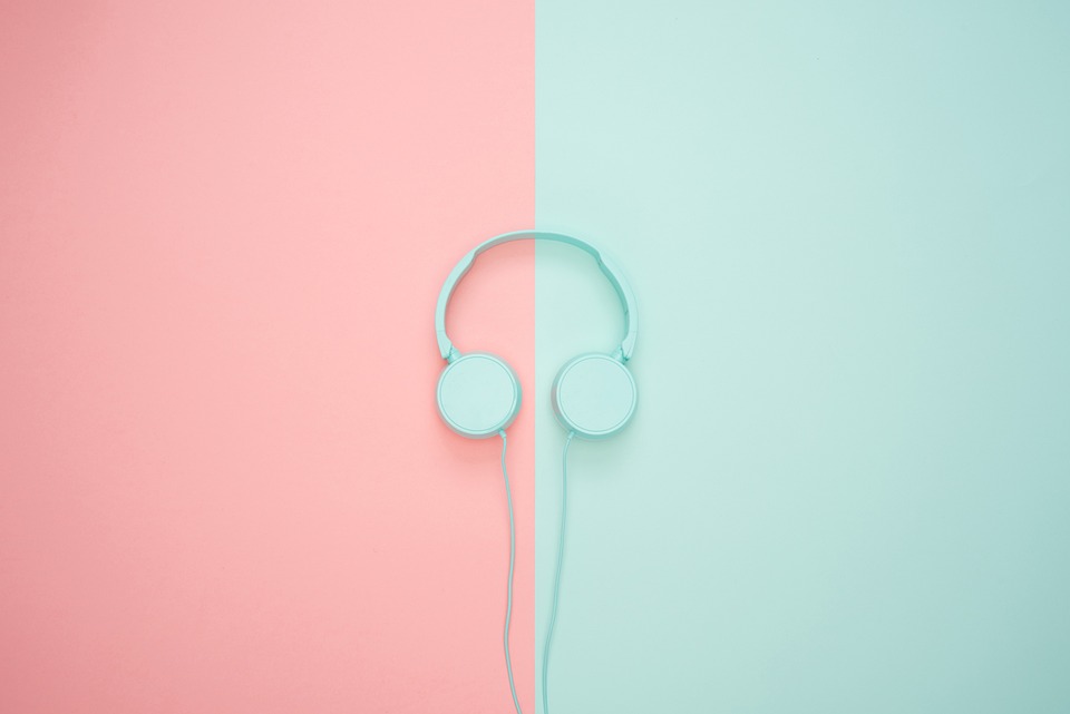 The Minimalist Mindset: How Changing Your Relationship with Stuff Can Change Your Life