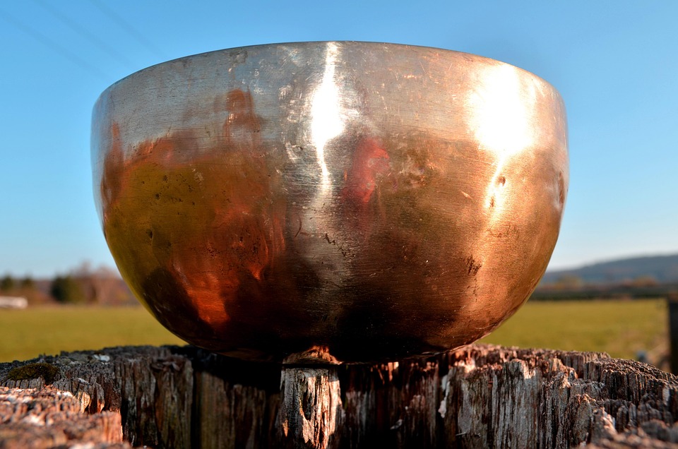 Vibrational Alchemy: How Singing Bowls Can Help You Manifest Your Intentions