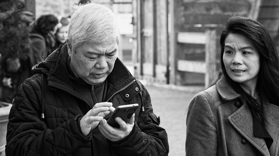 Beyond Logic: The Role of Clairsentience in Making Decisions and Navigating Life’s Challenges