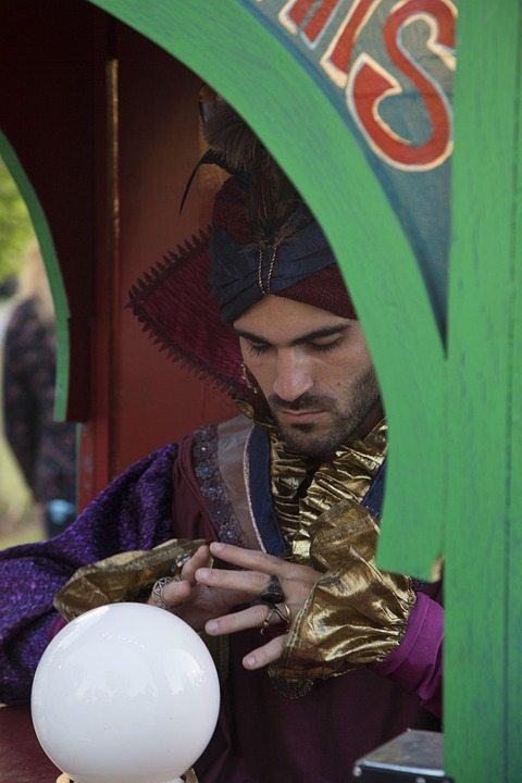 Tarot-Focused Headlines